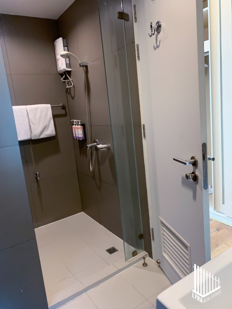 2 Bedroom Condo For Sale in Khlong Tan Nuea, Vadhana, Bangkok - Image 6