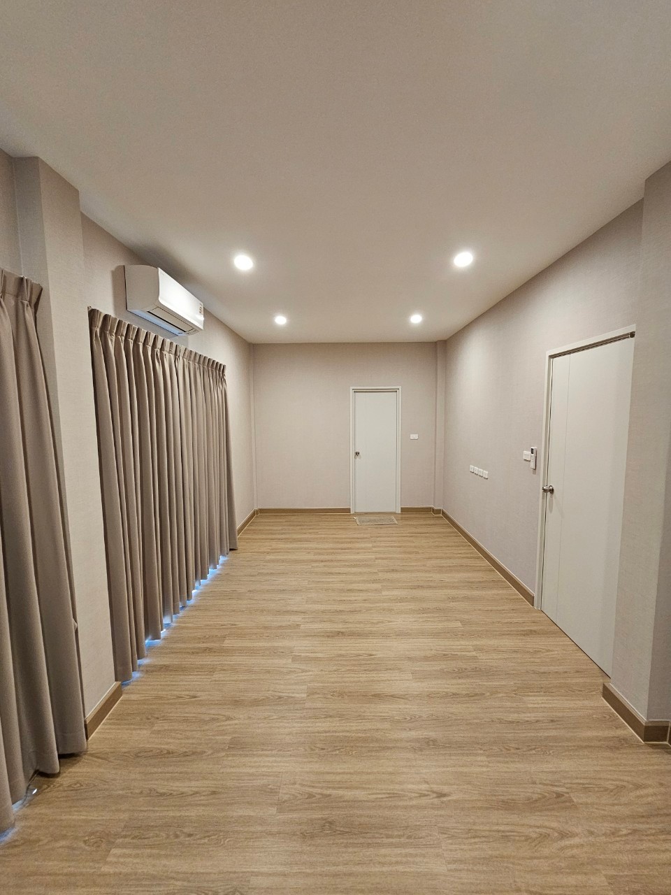 4 Bedroom House For Rent in Bang Phli Yai, Bang Phli, Samut Prakan - Image 3