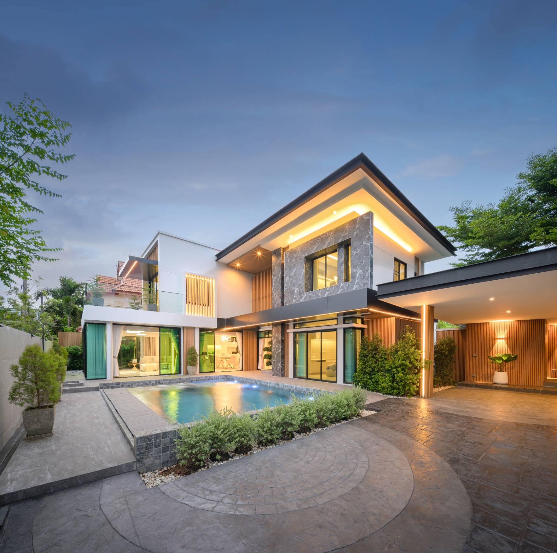 4 Bedroom House For Sale in San Phisuea, Mueang Chiang Mai, Chiang Mai - Image 1