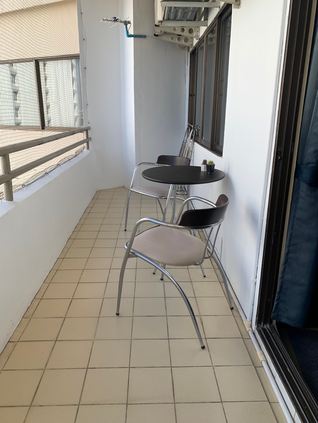 Riverside Condo - Image 11