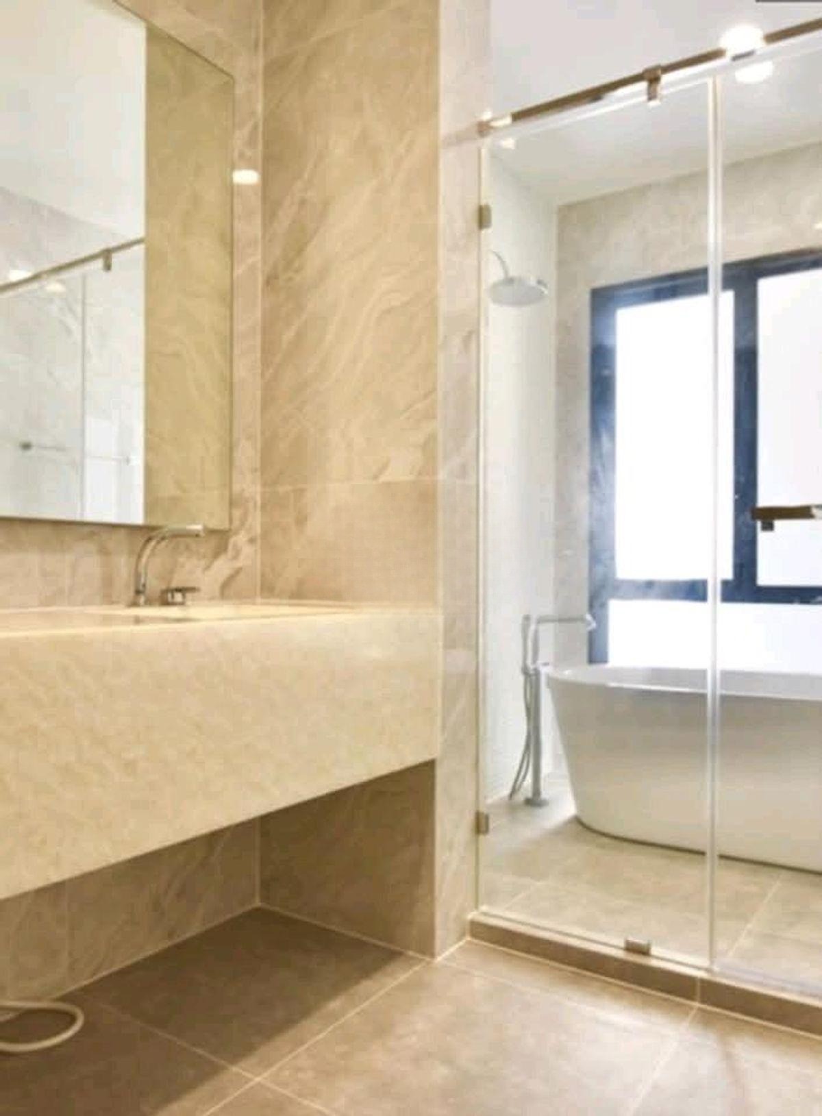 3 Bedroom Townhouse For Sale in Bang Phongphang, Yan Nawa, Bangkok - Image 10