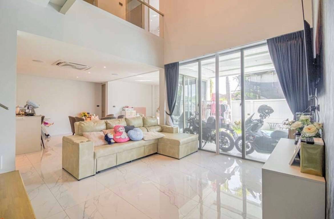 4 Bedroom House For Sale in San Sai Noi, San Sai, Chiang Mai - Image 3
