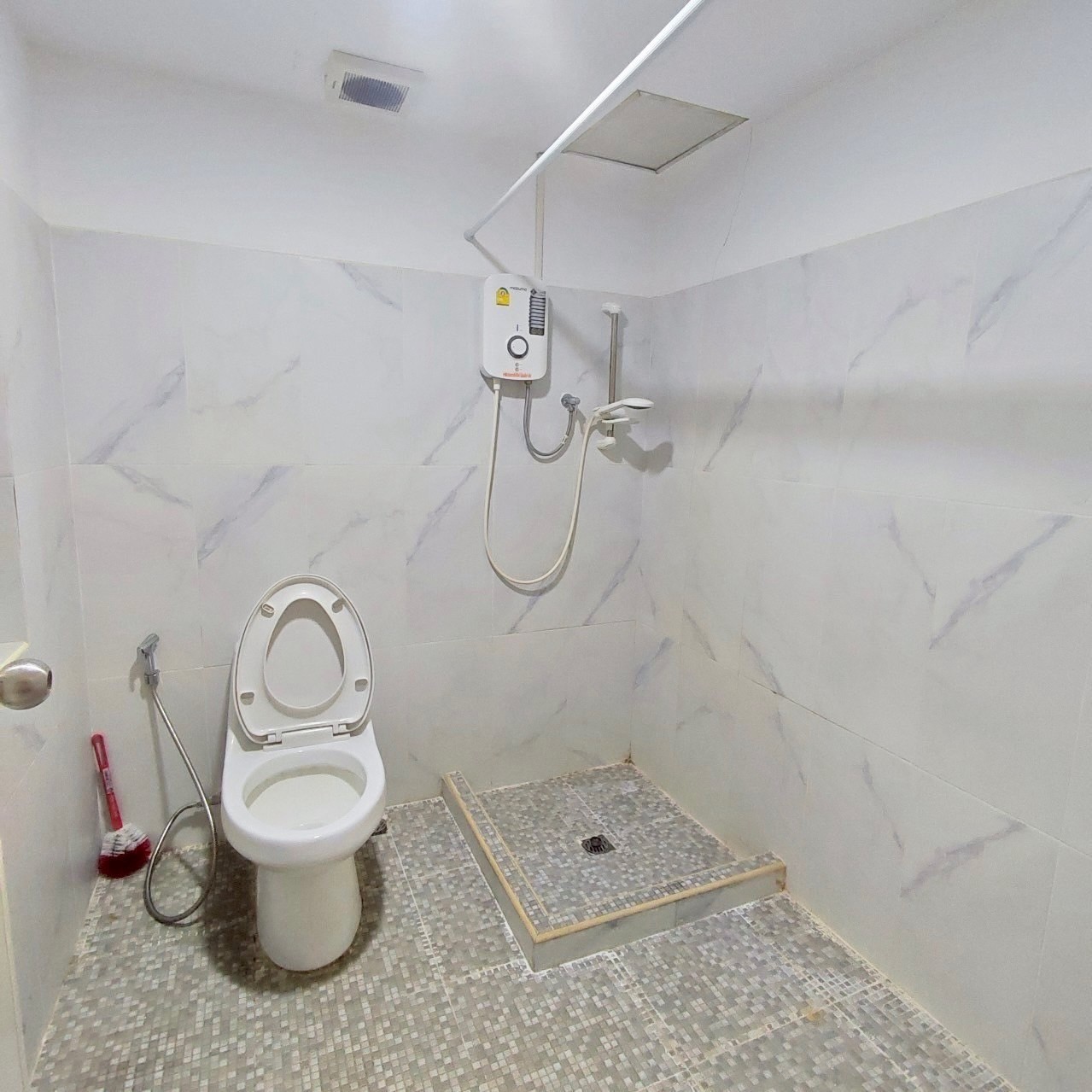 Vieng Ping Condo - Image 9