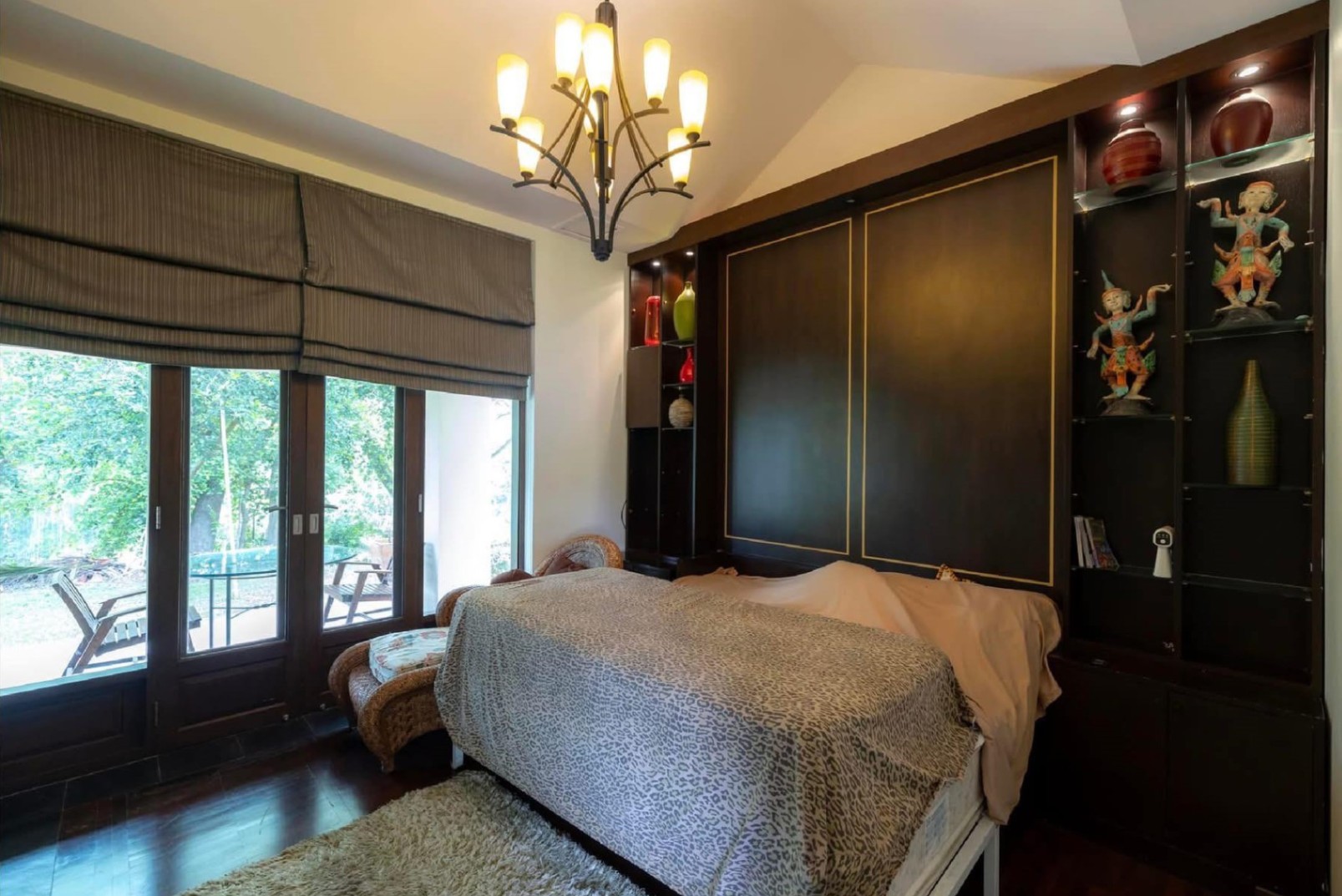 6 Bedroom House For Sale in Pa Daet, Mueang Chiang Mai, Chiang Mai - Image 9
