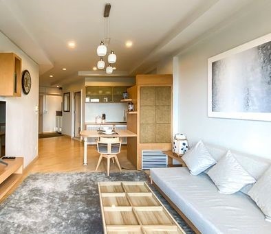 Riverside Condo - Image 1