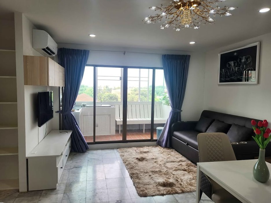 Sky Breeze Condo - Image 6