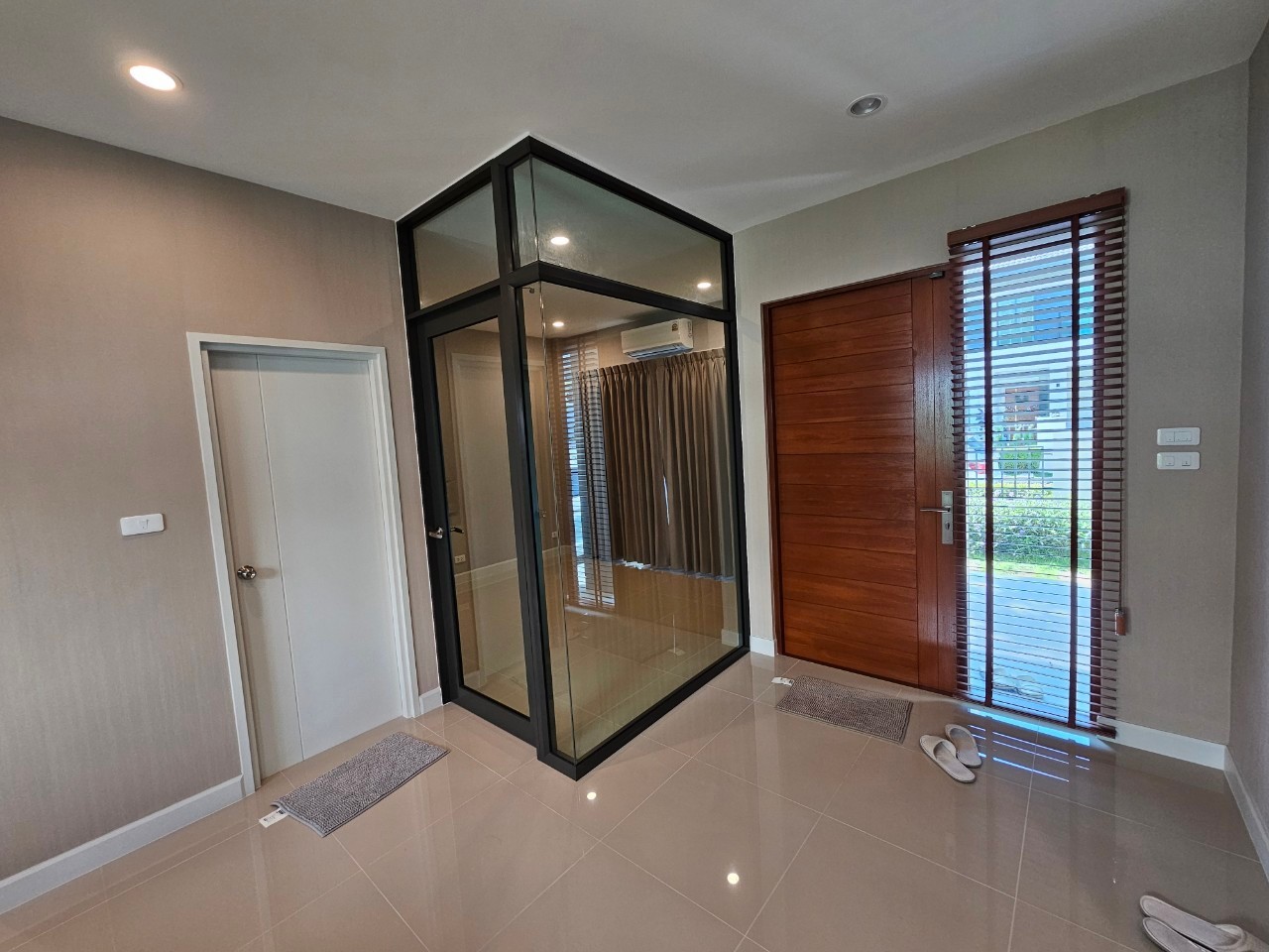 4 Bedroom House For Rent in Bang Phli Yai, Bang Phli, Samut Prakan - Image 9