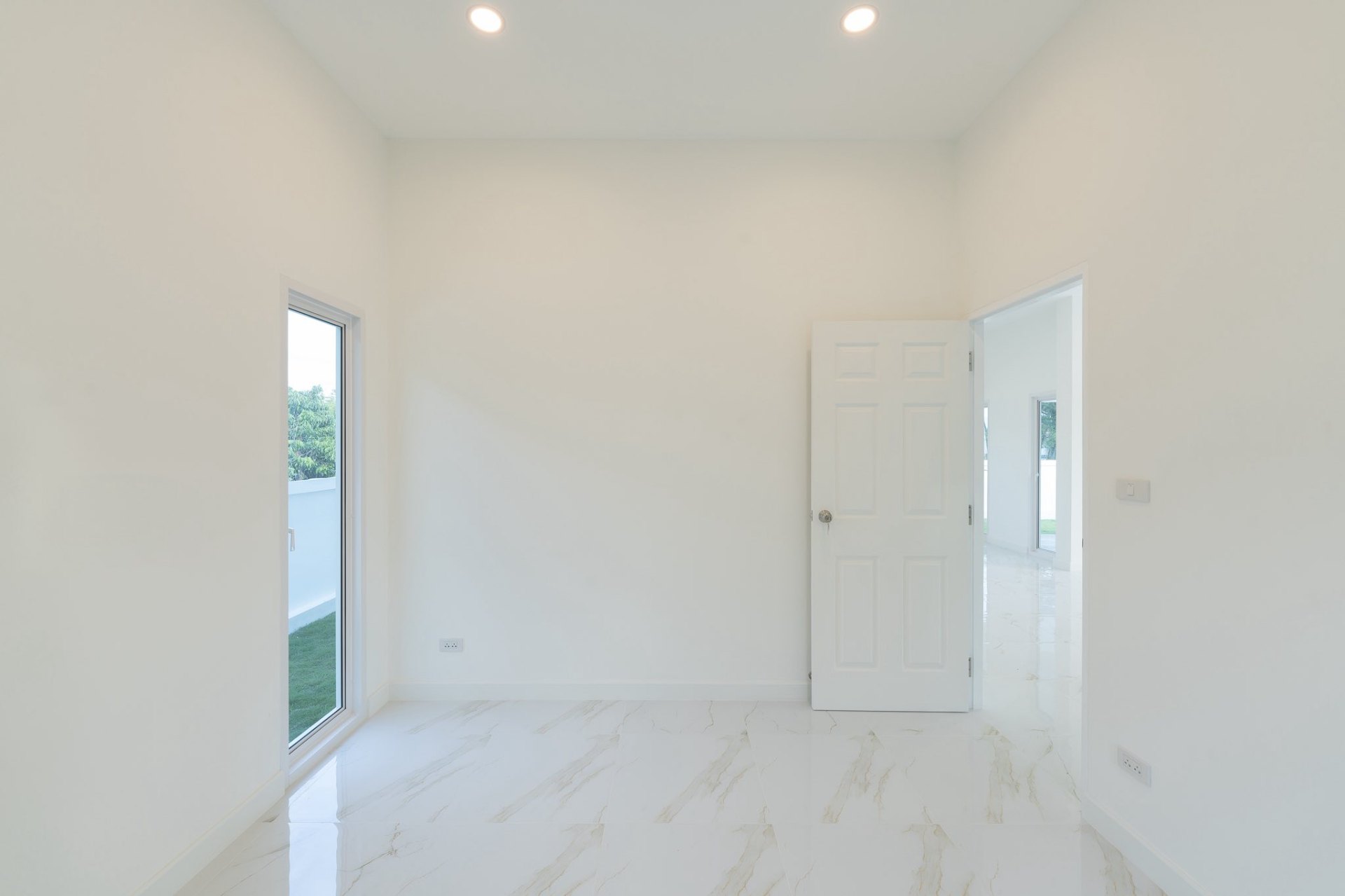 3 Bedroom House For Sale in Pa Phai, San Sai, Chiang Mai - Image 11