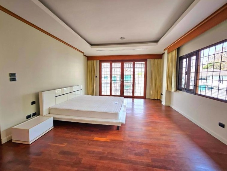 5 Bedroom House For Sale in Mae Sa, Mae Rim, Chiang Mai - Image 12