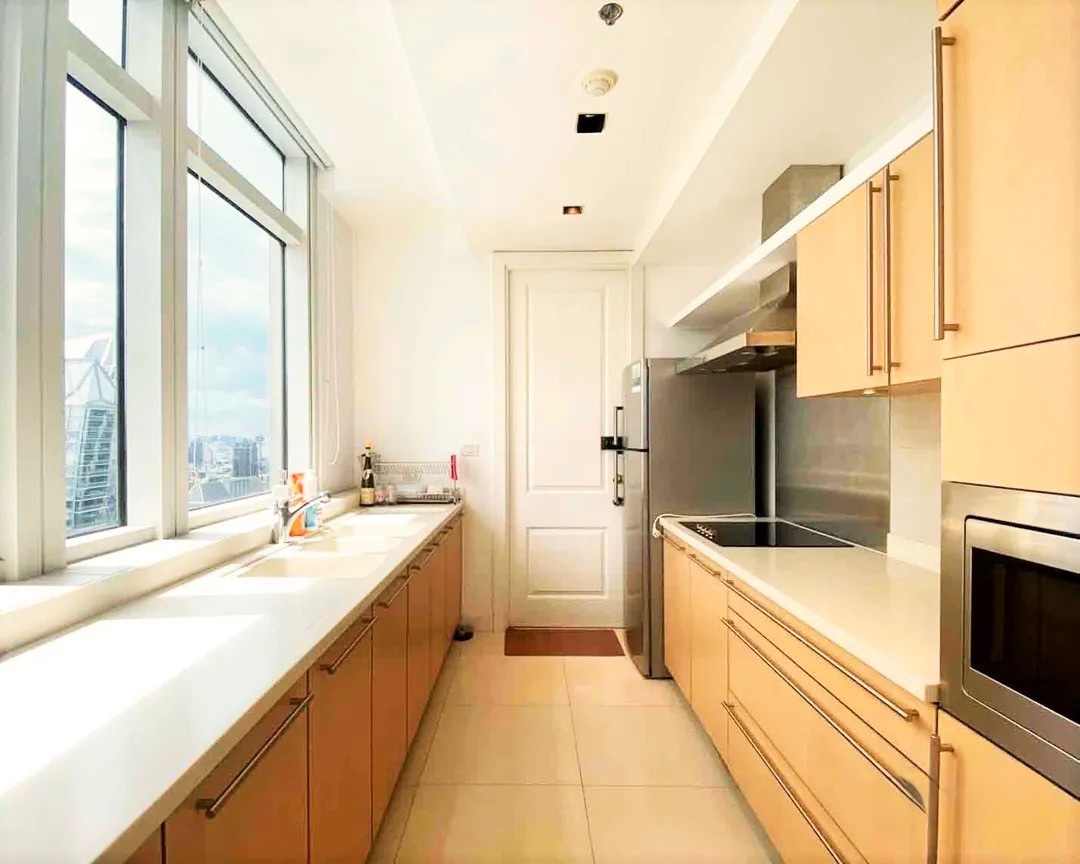 Athenee Residence - Image 10