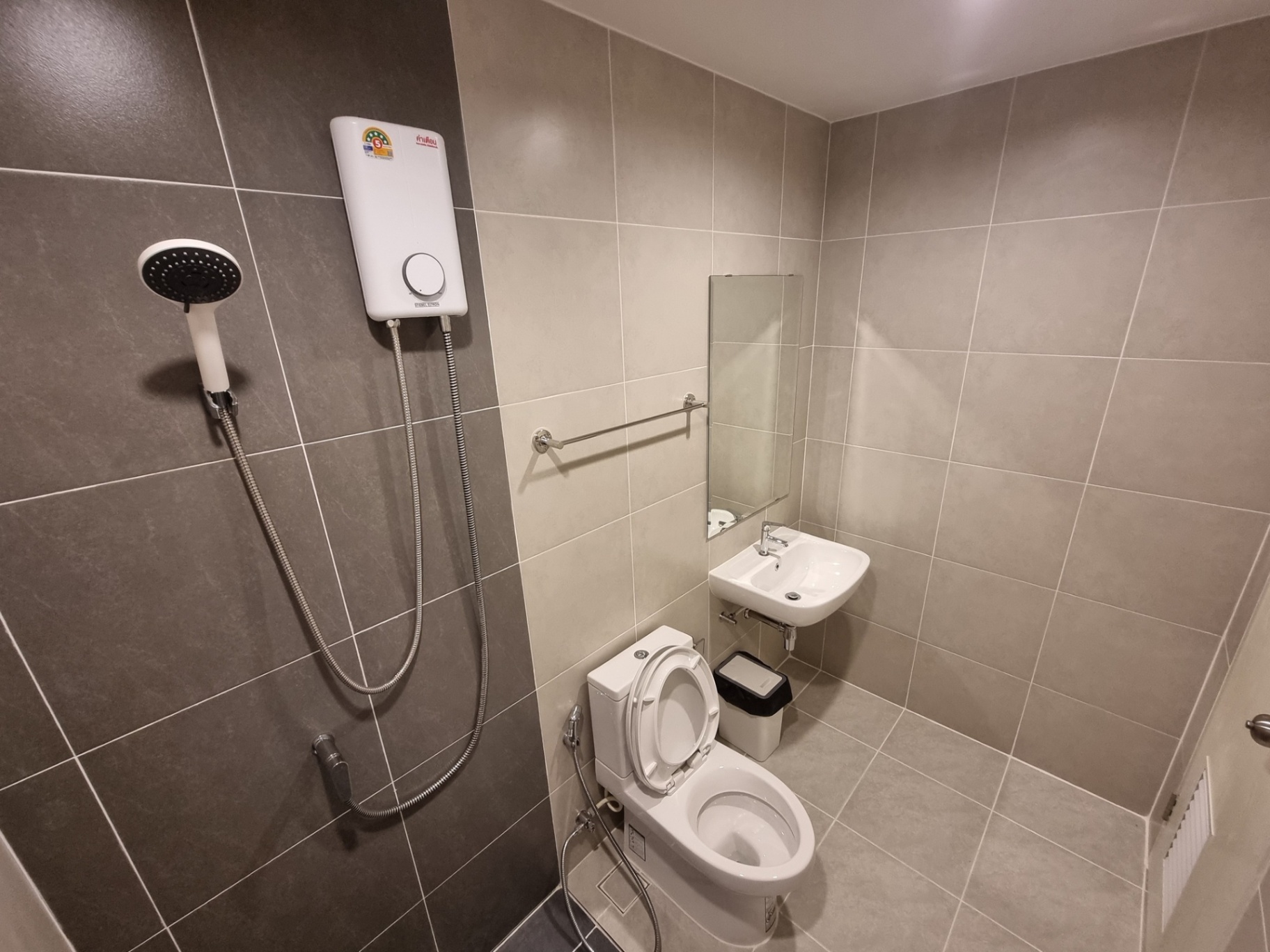79bd6631-6664-4f48-905d-a09516315e6f