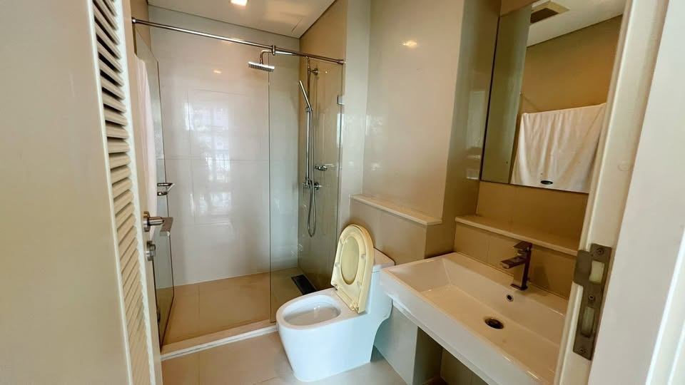 Ivy Thonglor 23 - Image 10