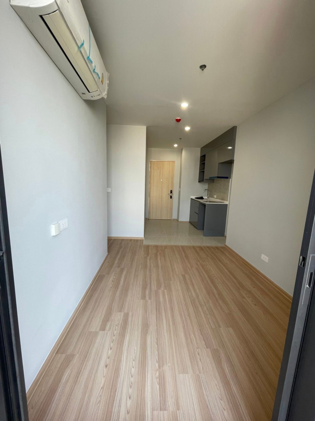 2 Bedroom Condo For Sale in Bang Chak, Phra Khanong, Bangkok - Image 2
