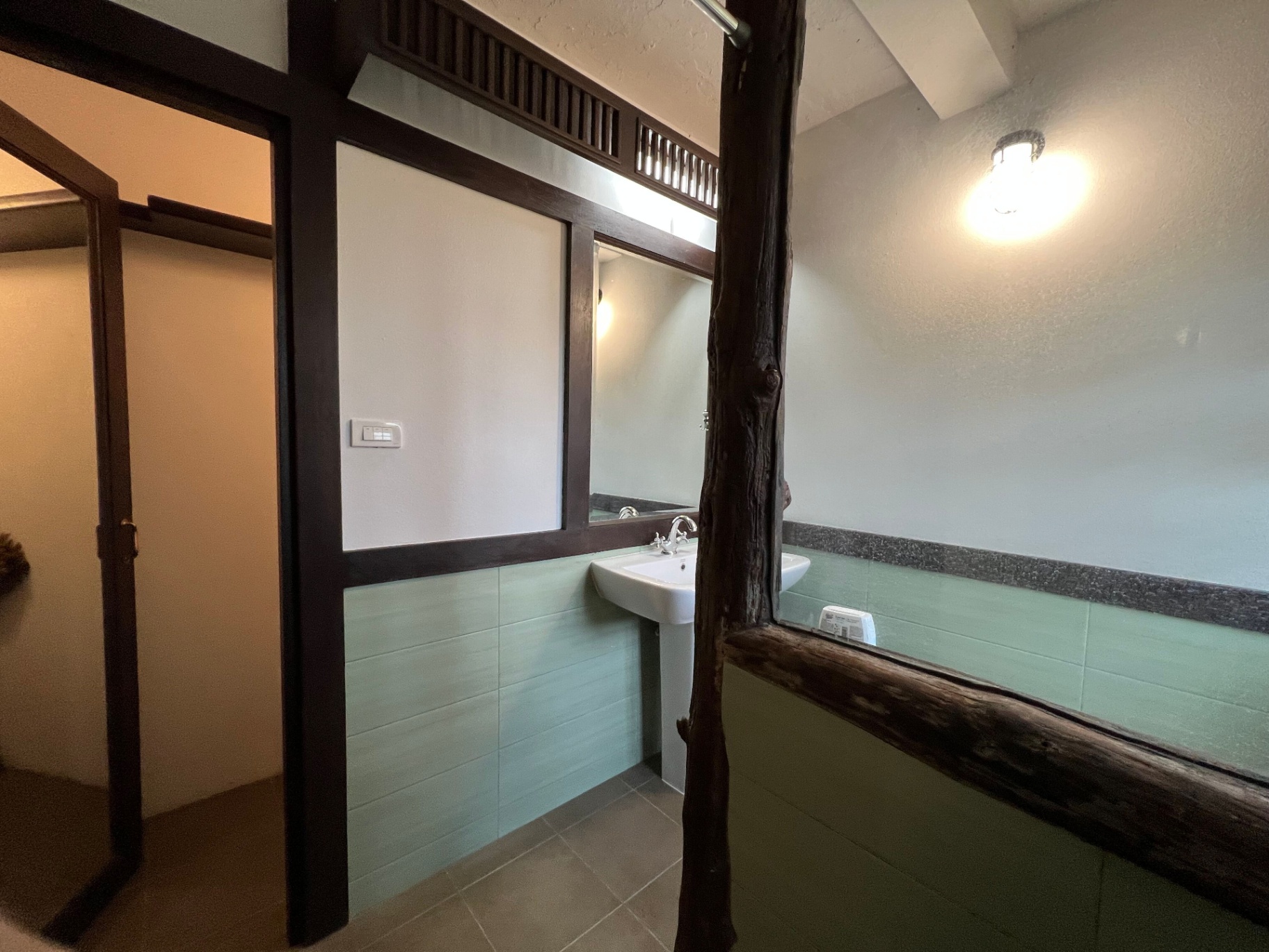3 Bedroom House For Sale in Ban Pong, Hang Dong, Chiang Mai - Image 11
