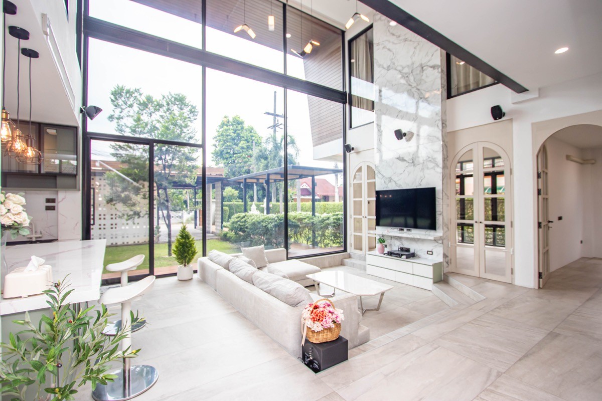 3 Bedroom House For Sale in San Sai Noi, San Sai, Chiang Mai - Image 2