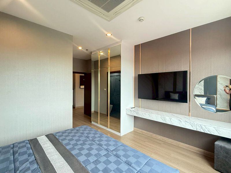 Touch Hill Elegant - Image 11