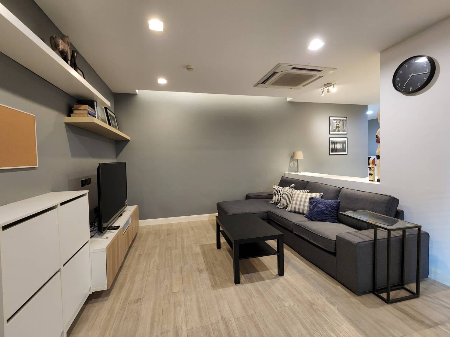 Premier Condominium - Image 1