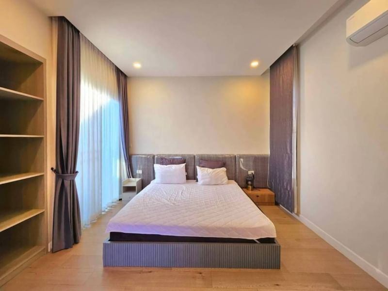 5 卧室 独立房屋  在  - Image 12