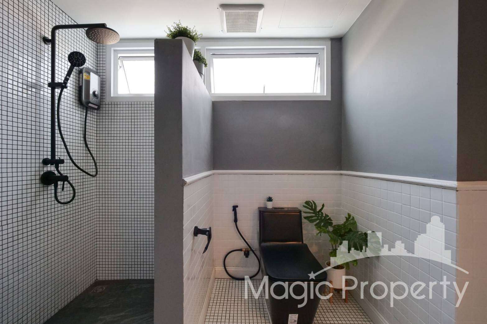 4 卧室 独立房屋  在  - Image 28