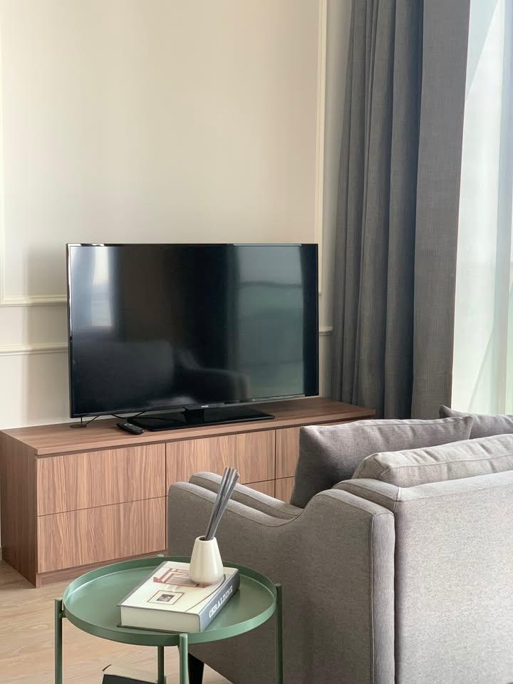 Ashton Silom - Image 2