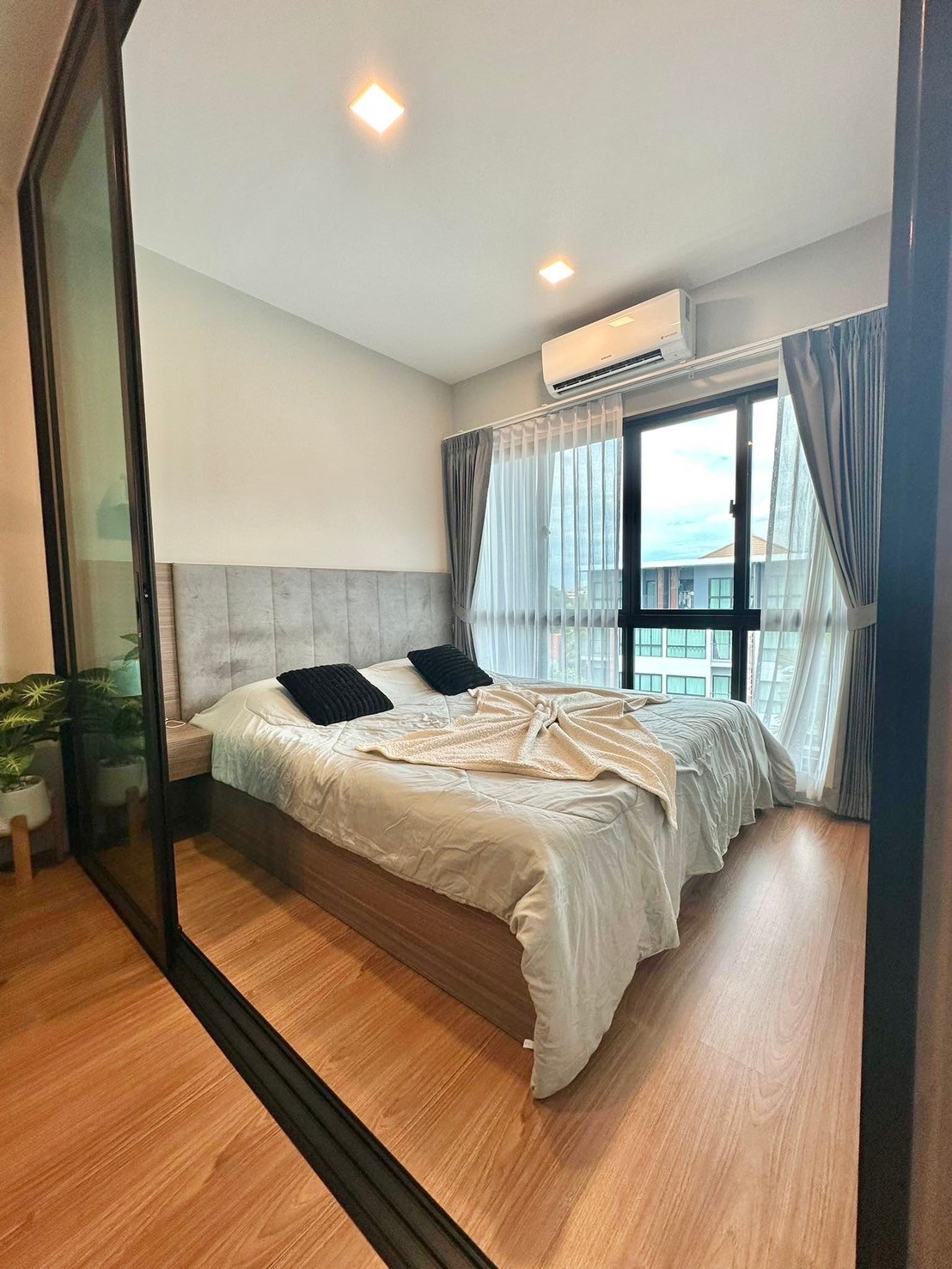 Arise Condo At Mahidol - Image 2