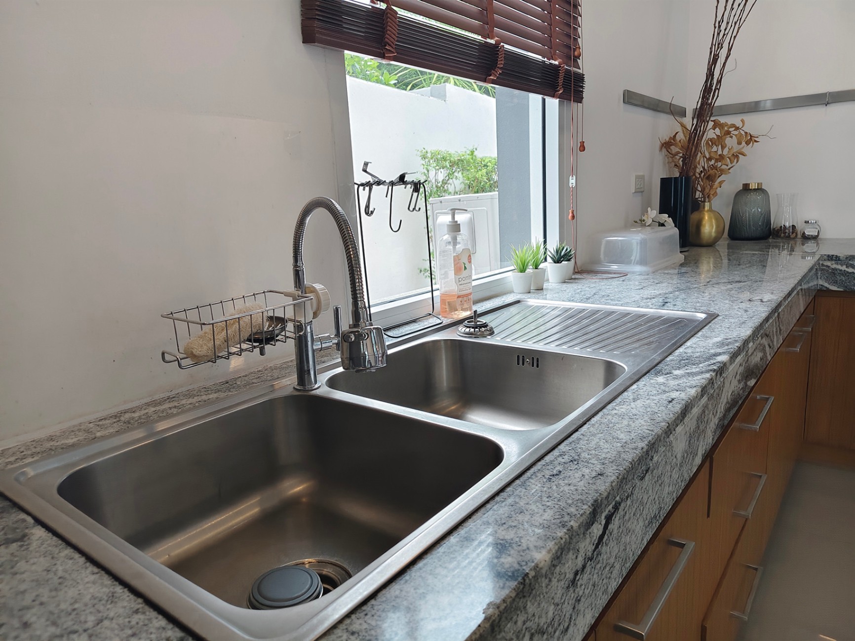 4 Bedroom House For Sale in San Phak Wan, Hang Dong, Chiang Mai - Image 11