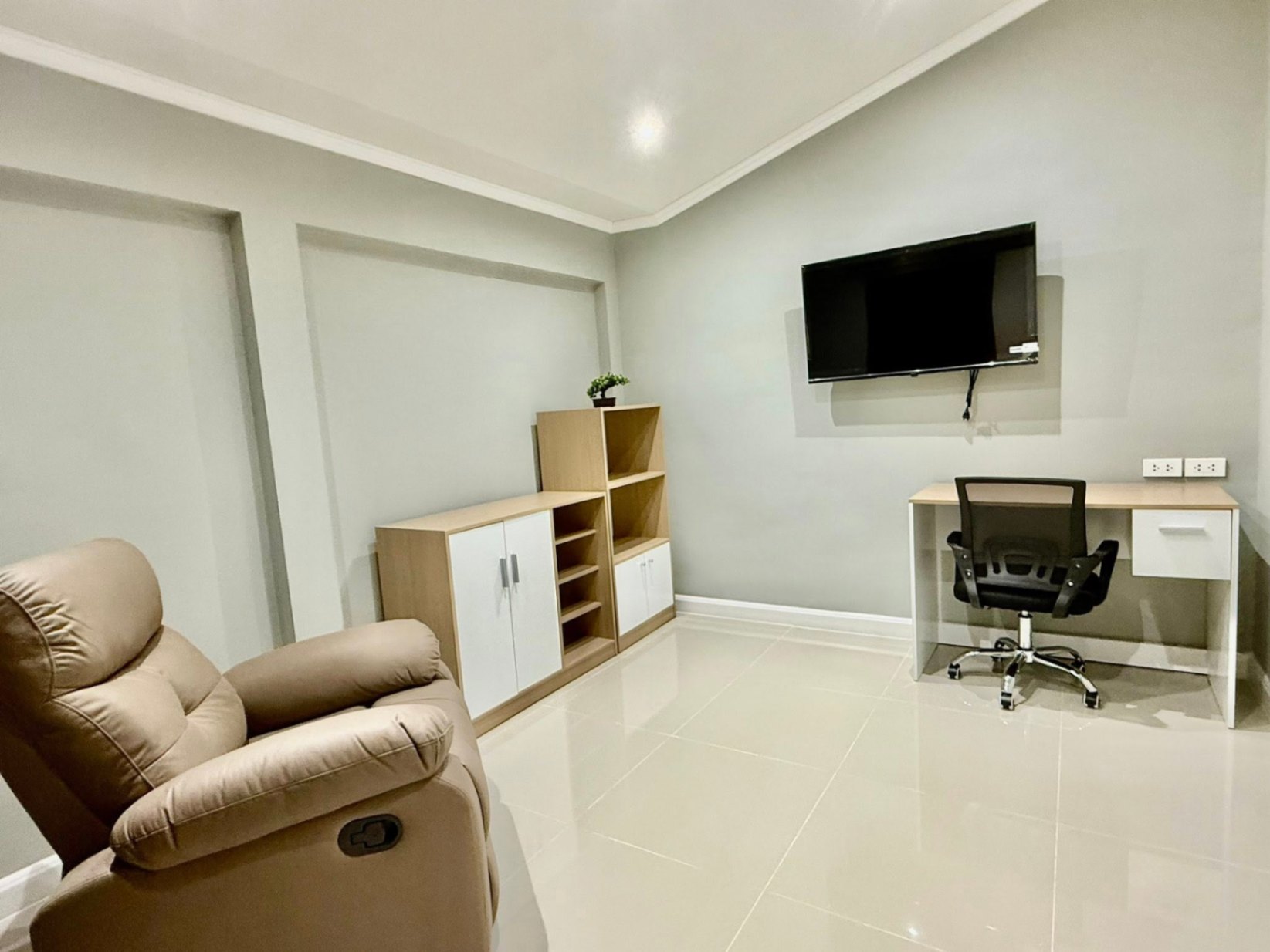 4 ห้องนอน บ้านเดี่ยว สำหรับขาย ใน หนองปรือ, บางละมุง, ชลบุรี - Image 19