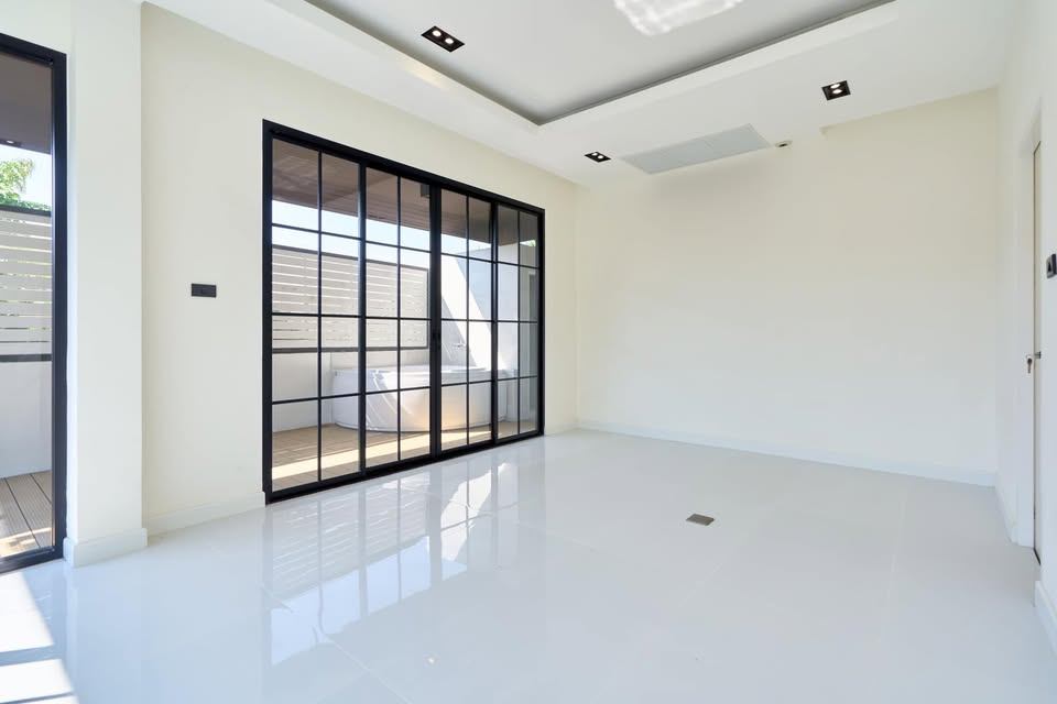 4 Bedroom House For Sale in San Phranet, San Sai, Chiang Mai - Image 5