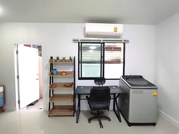 2 Bedroom Townhouse For Sale in Bang Sao Thong, Bang Sao Thong, Samut Prakan - Image 3