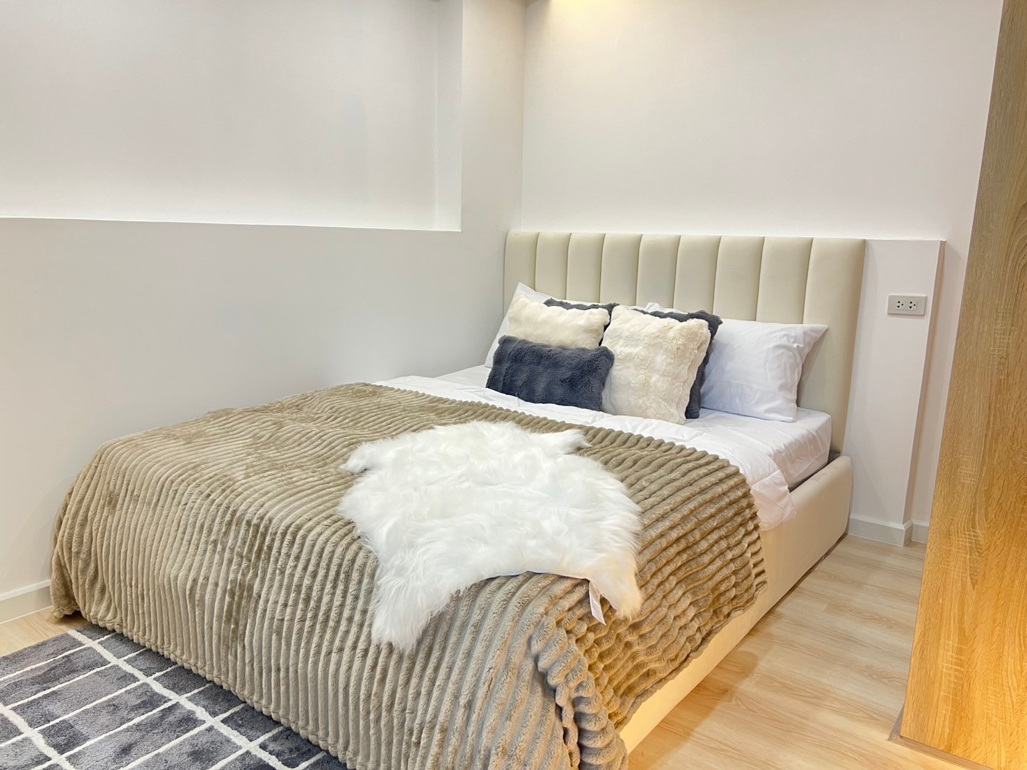 Airport Home Condo - Image 3