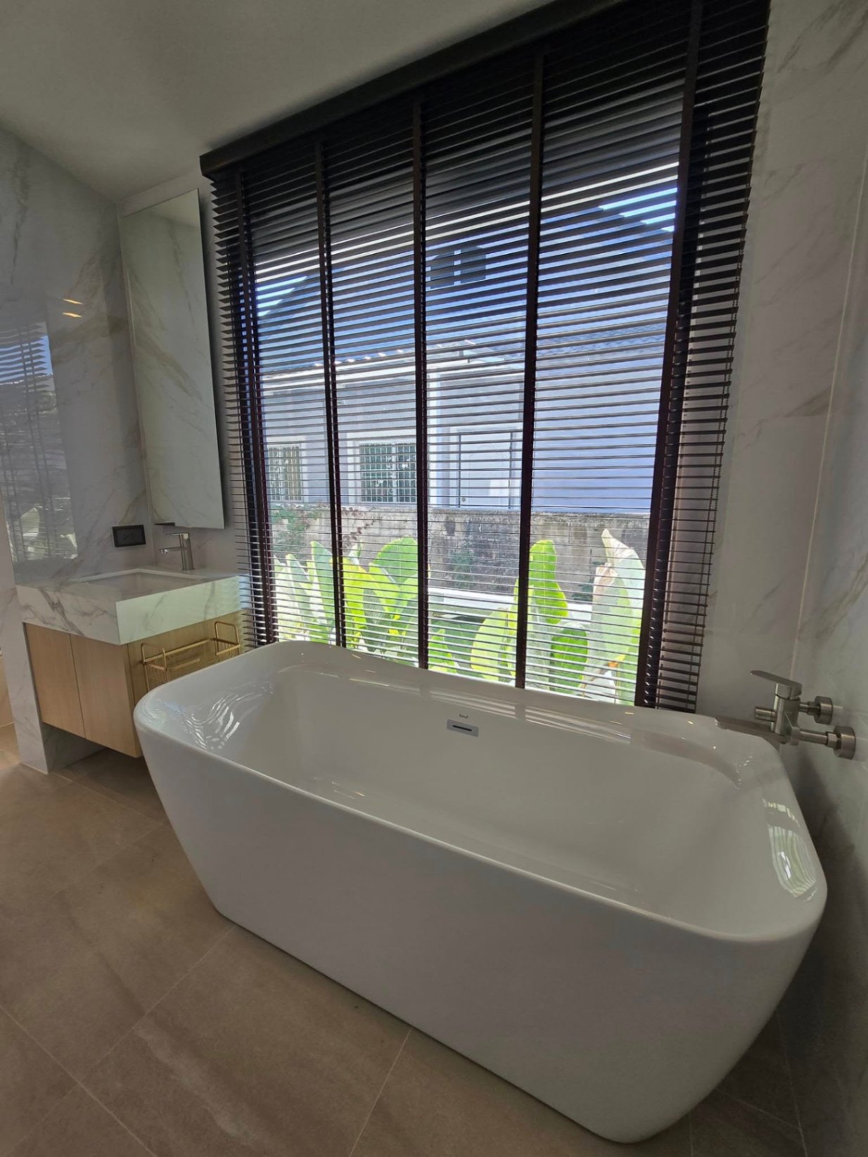 3 Bedroom House For Sale in San Phak Wan, Hang Dong, Chiang Mai - Image 9