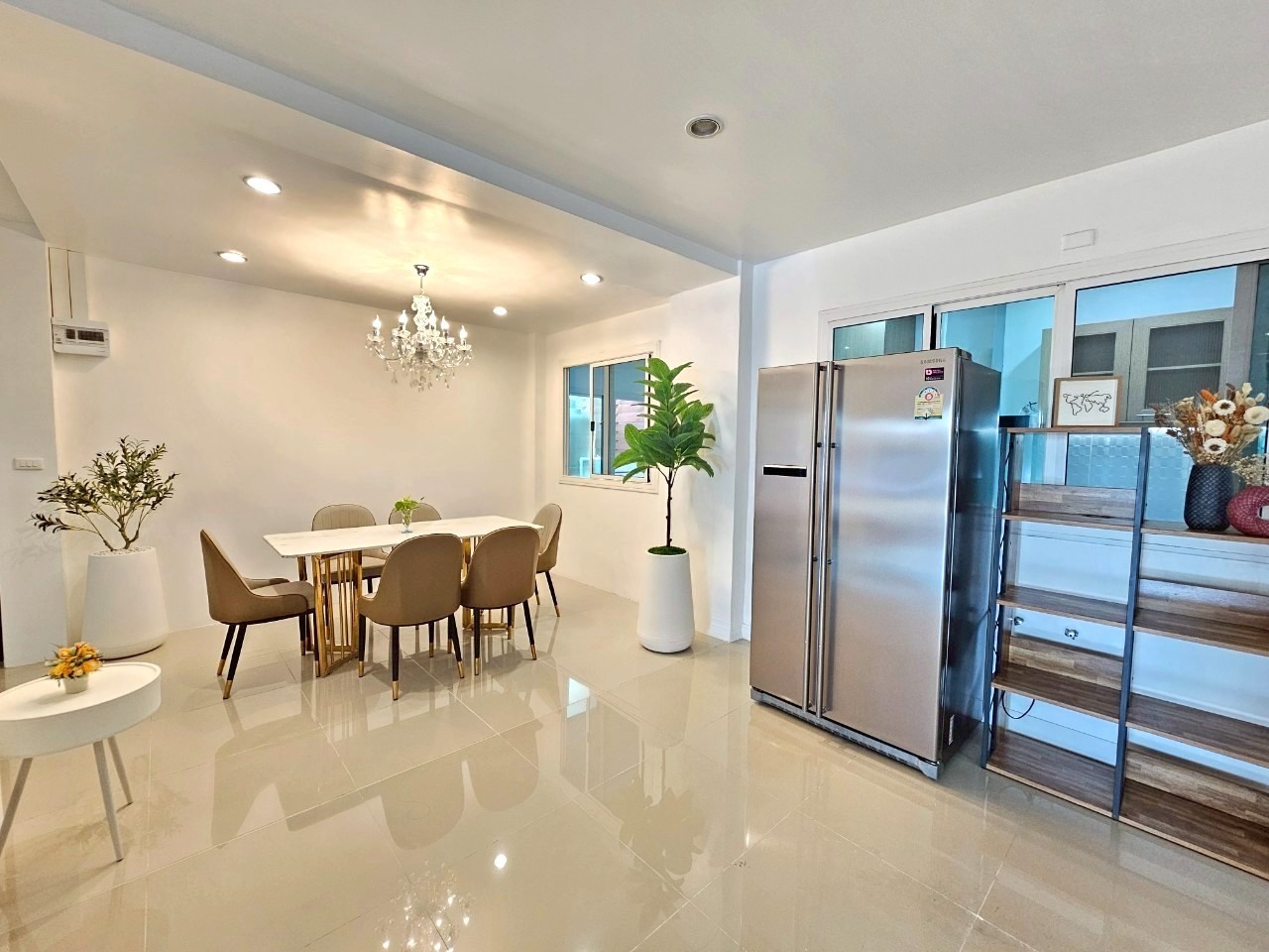 4 Bedroom House For Sale in Hang Dong, Hang Dong, Chiang Mai - Image 7
