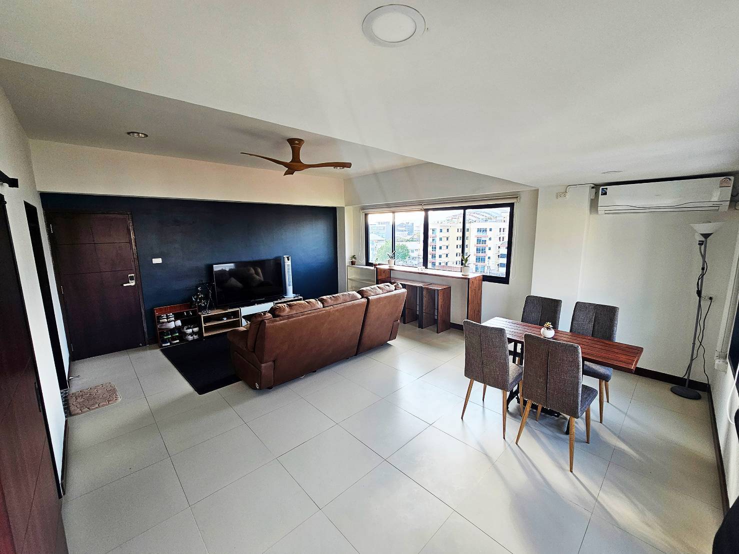 Impress Town Condominium - Image 6