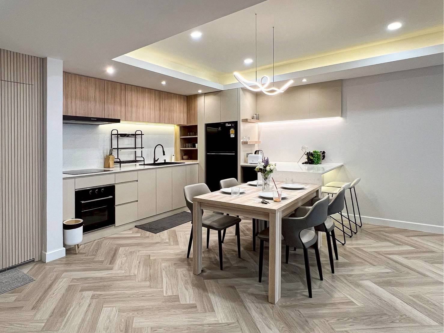 4 Bedroom Townhouse For Sale in Khlong Tan Nuea, Vadhana, Bangkok - Image 3