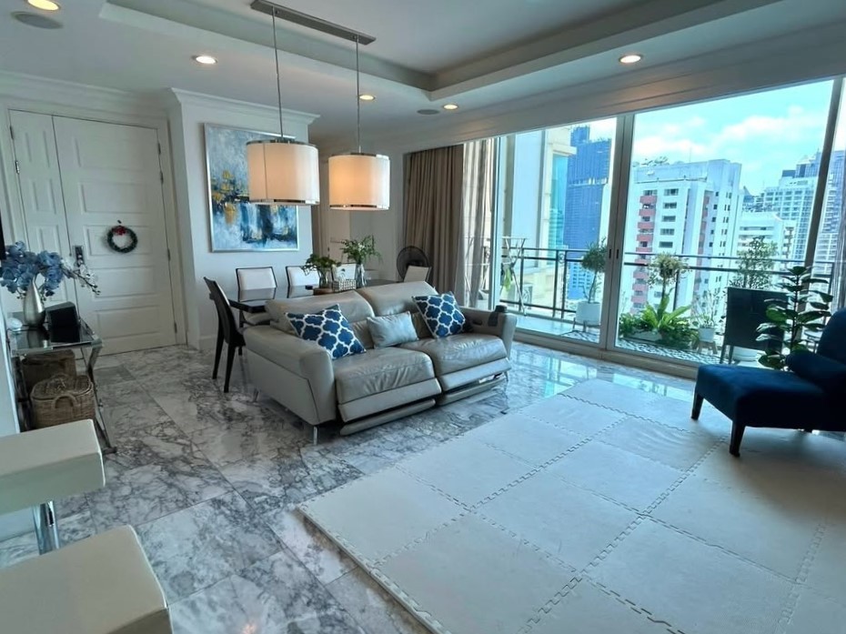 Royce Private Residences - Image 1