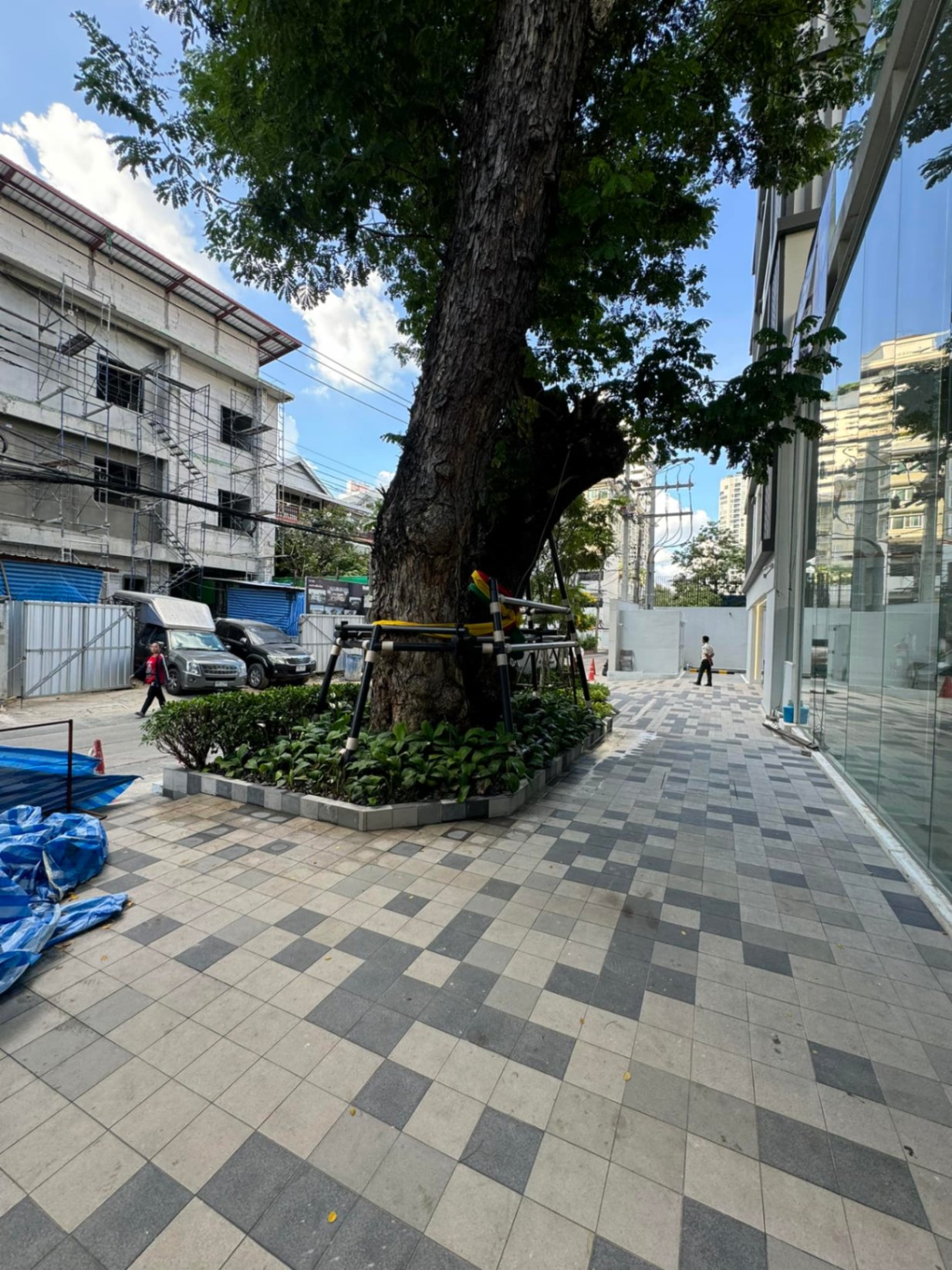  零售空间  在  - Image 23