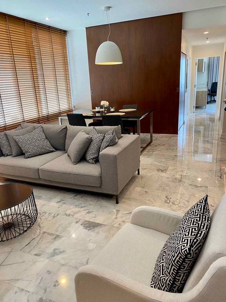 Siri Residence - Image 13