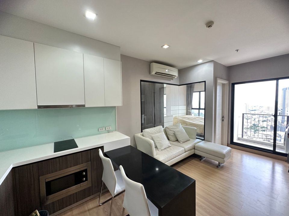 Urbano Absolute Sathon - Taksin - Image 3