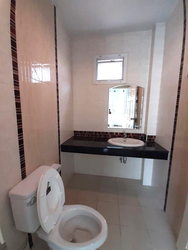 3 Bedroom House For Rent in Tha Sala, Mueang Chiang Mai, Chiang Mai - Image 10