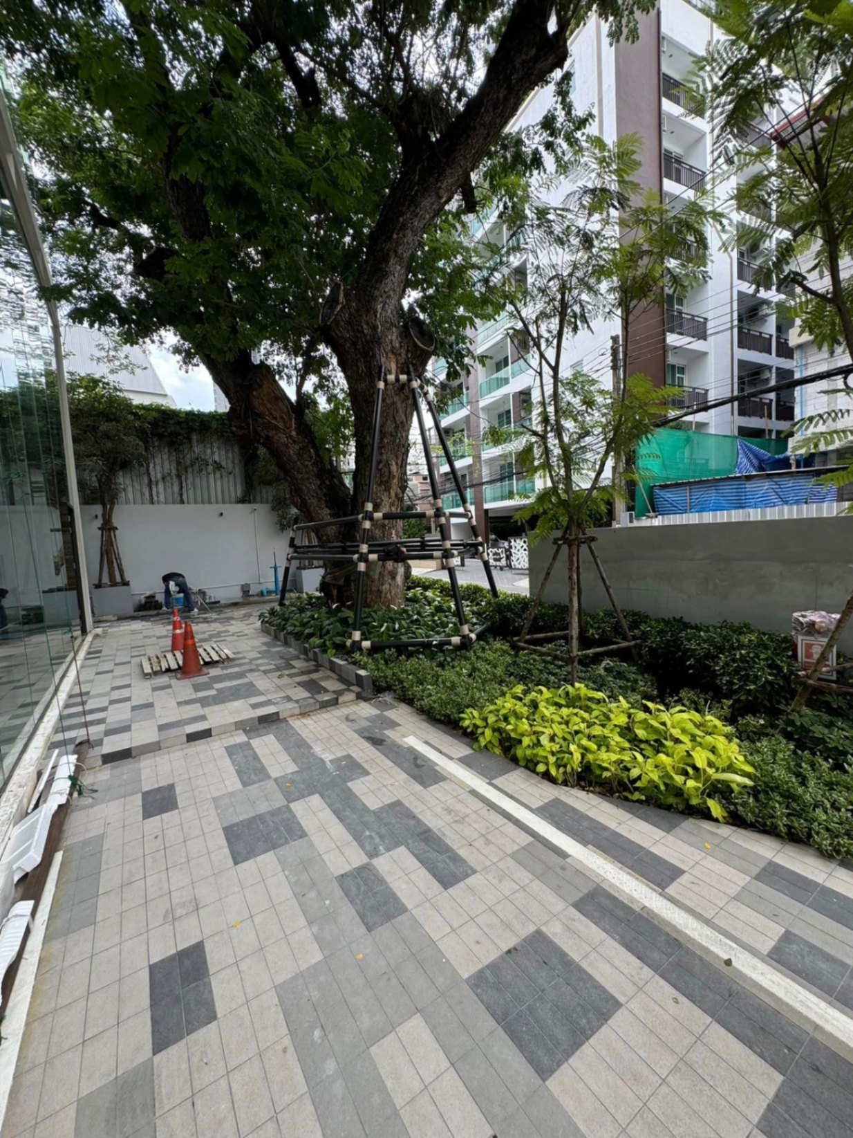  零售空间  在  - Image 17