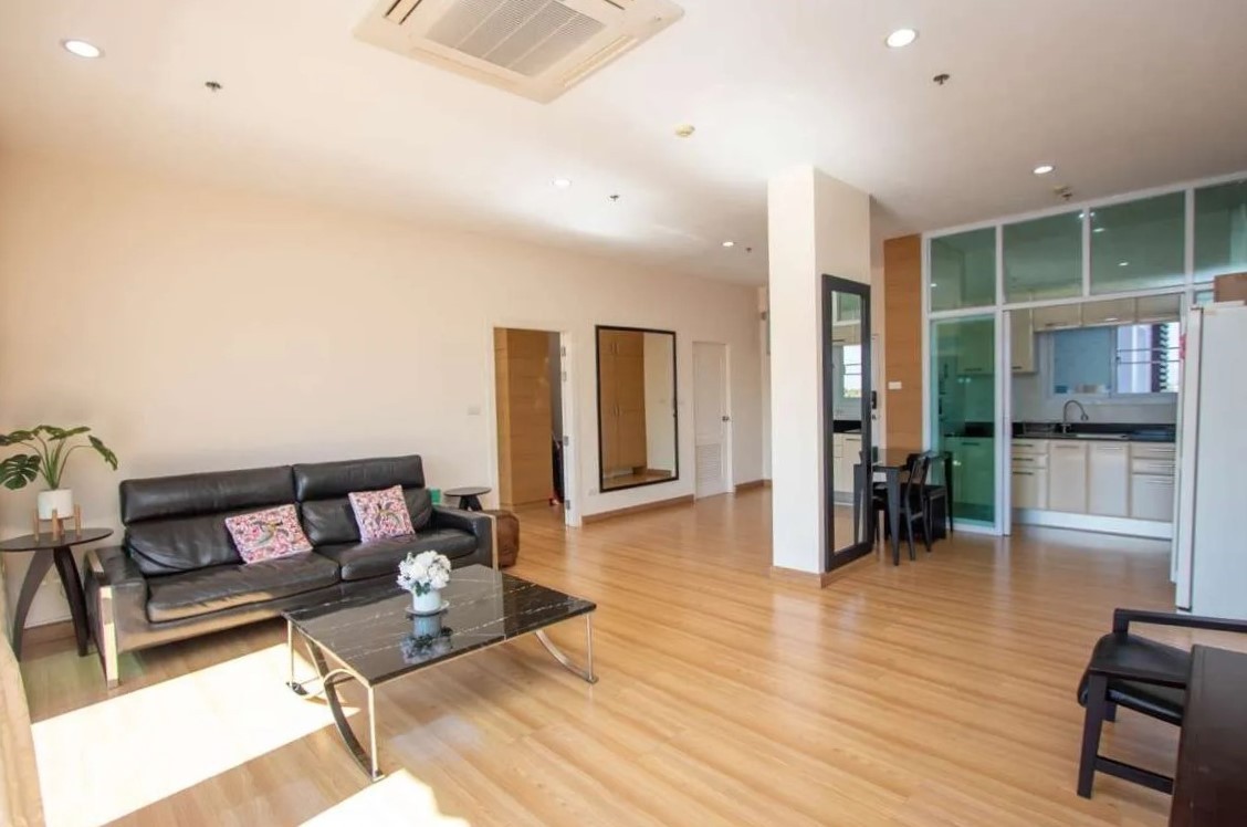 Touch Hill Place - Image 5