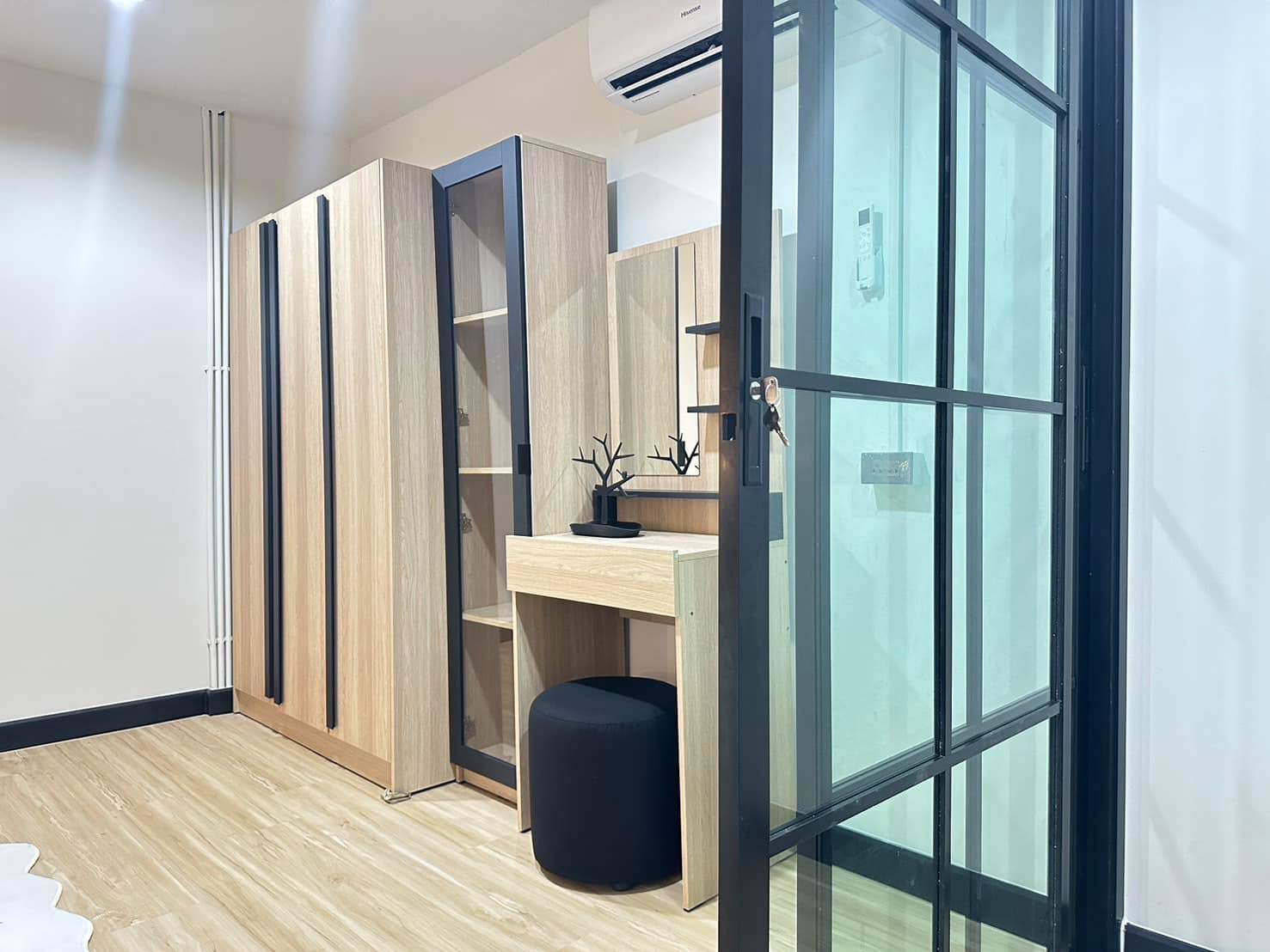 PP Condo - Image 9