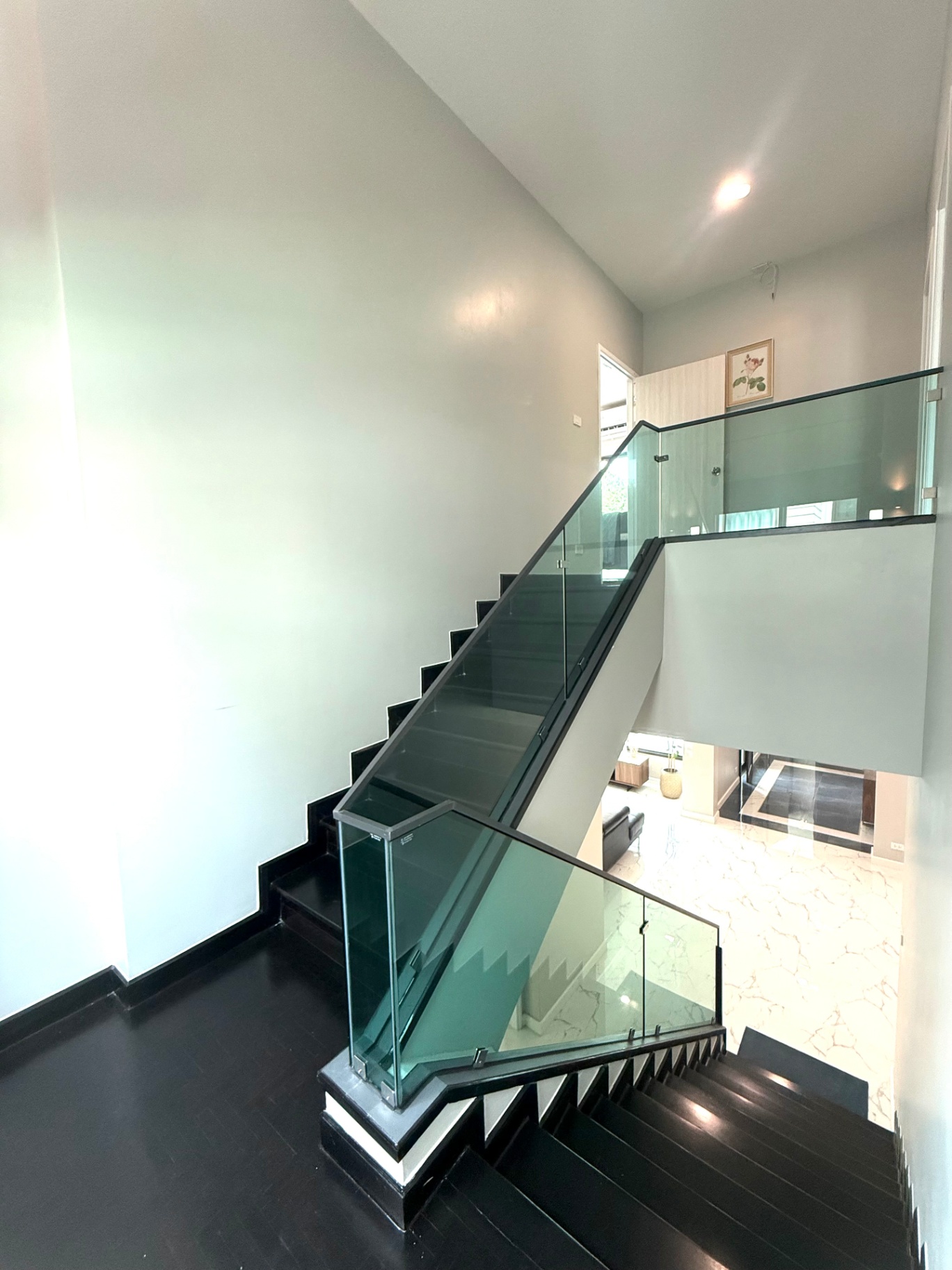 5 Bedroom House For Sale in Nam Phrae, Hang Dong, Chiang Mai - Image 25