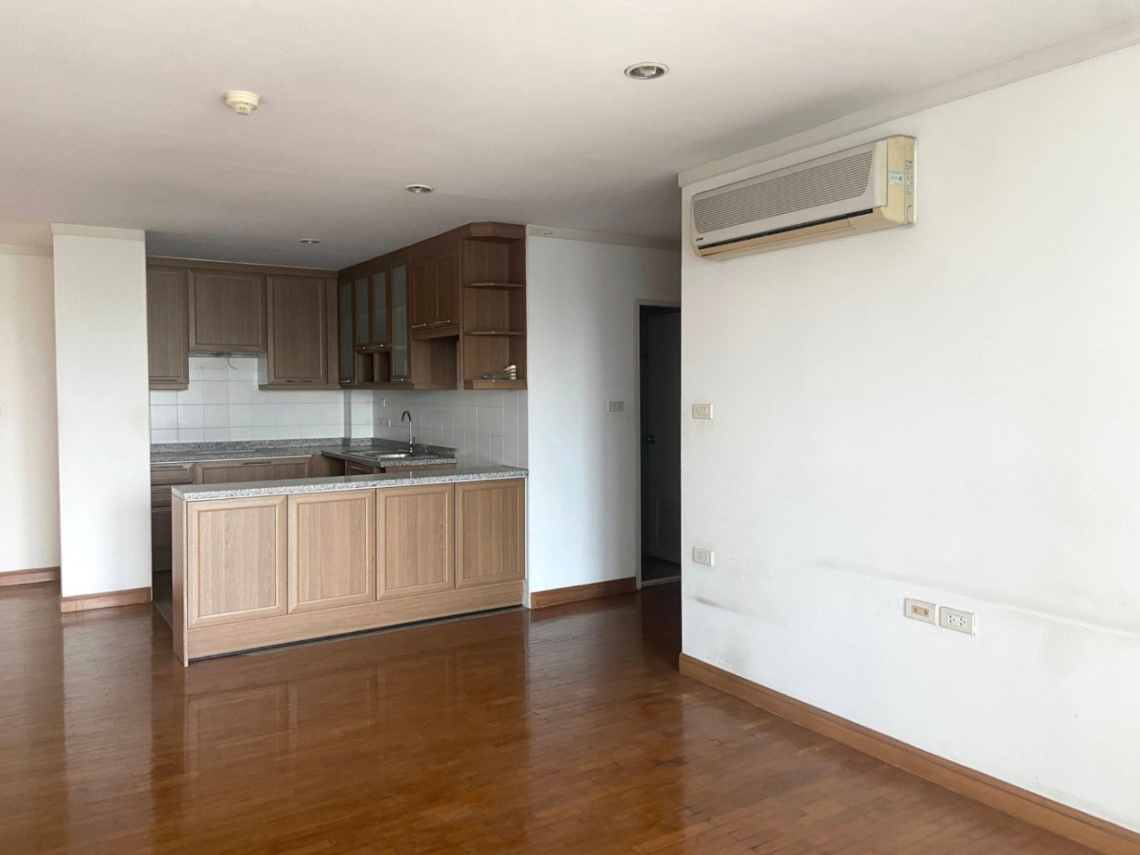Baan Siri Sathorn Suanplu - Image 17