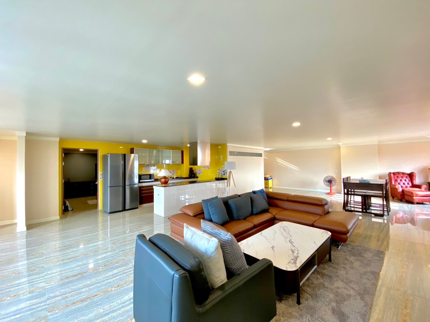 Nakornping Condo - Image 1