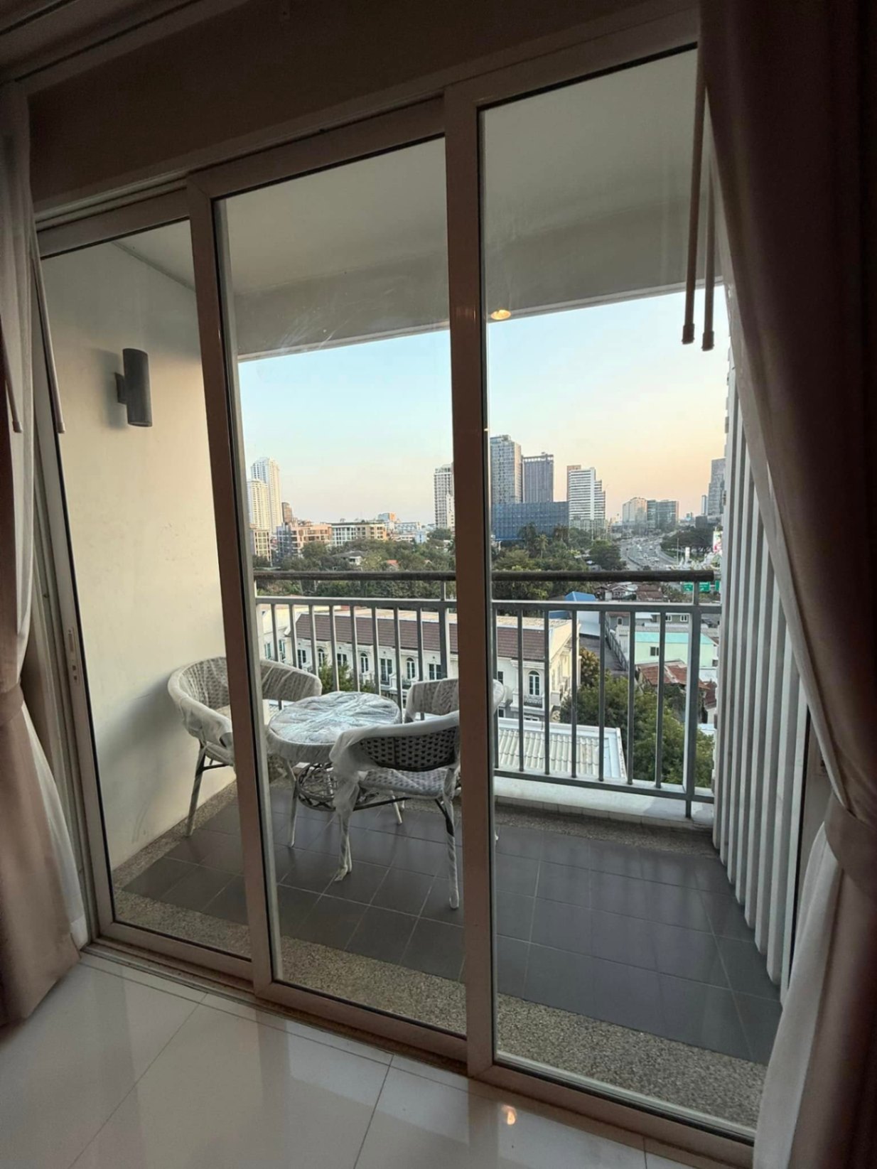 VOQUE Condo Sukhumvit 16 - Image 7