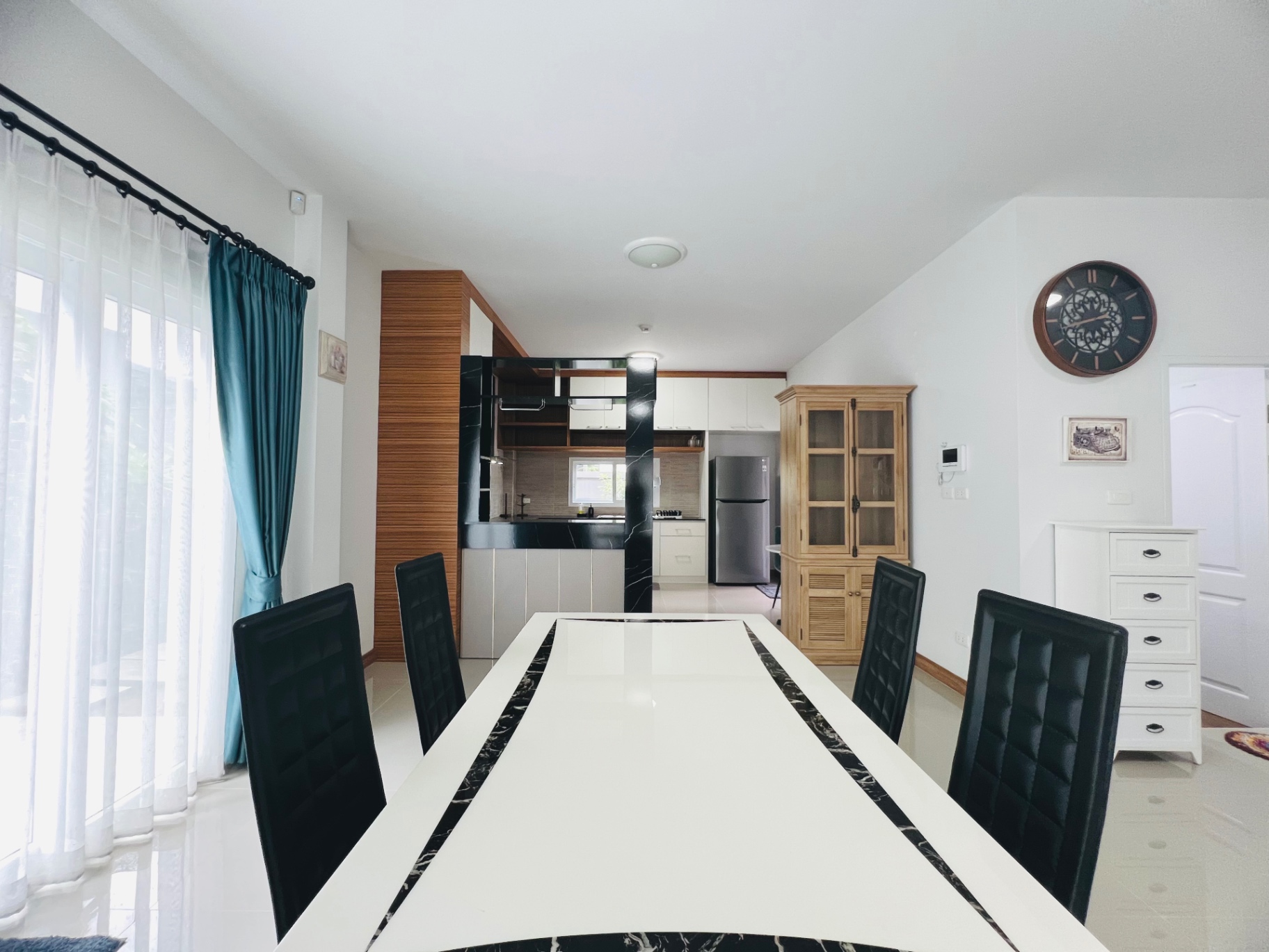 San Saran - Mod Chic - Image 10