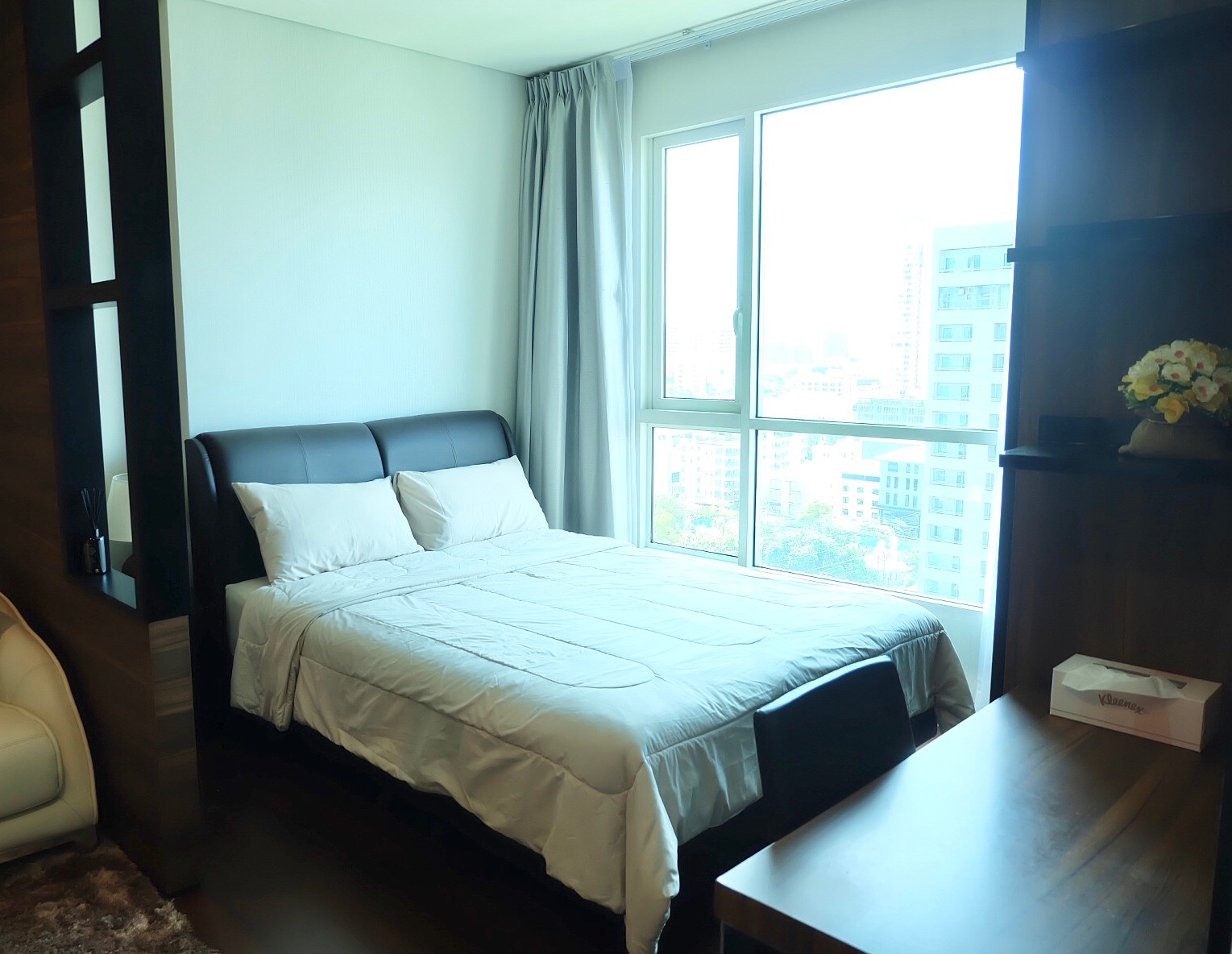 Ivy Thonglor 23 - Image 7