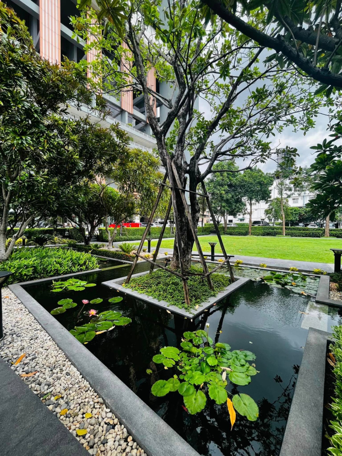 3 Bedroom Condo For Sale in Wat Phraya Krai, Bang Kho Laem, Bangkok - Image 12