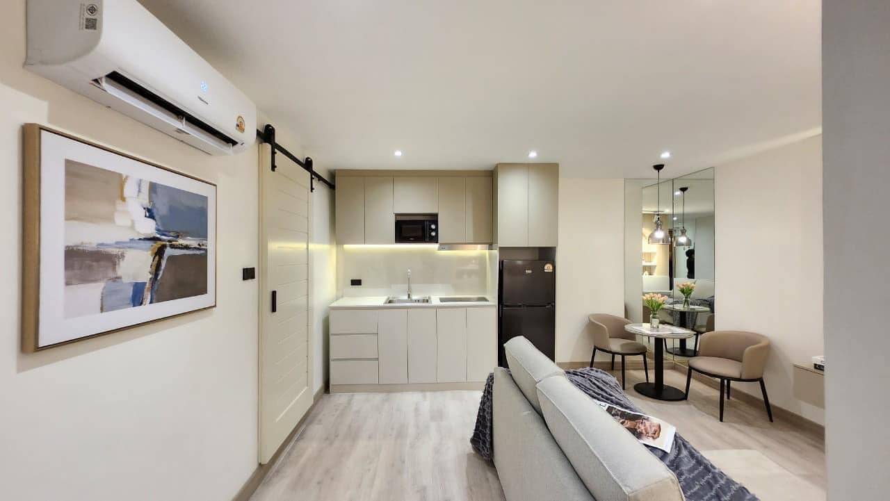 103 Condominium 2 (Soi 12) - Image 2
